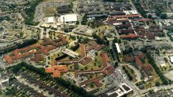 Photo of Southmead Hospital from the air.