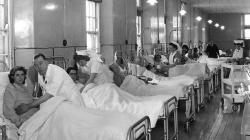 Black and white photo of A ward at Southmead General Hospital.