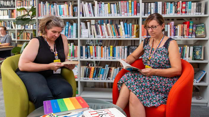 Psychological support in the library